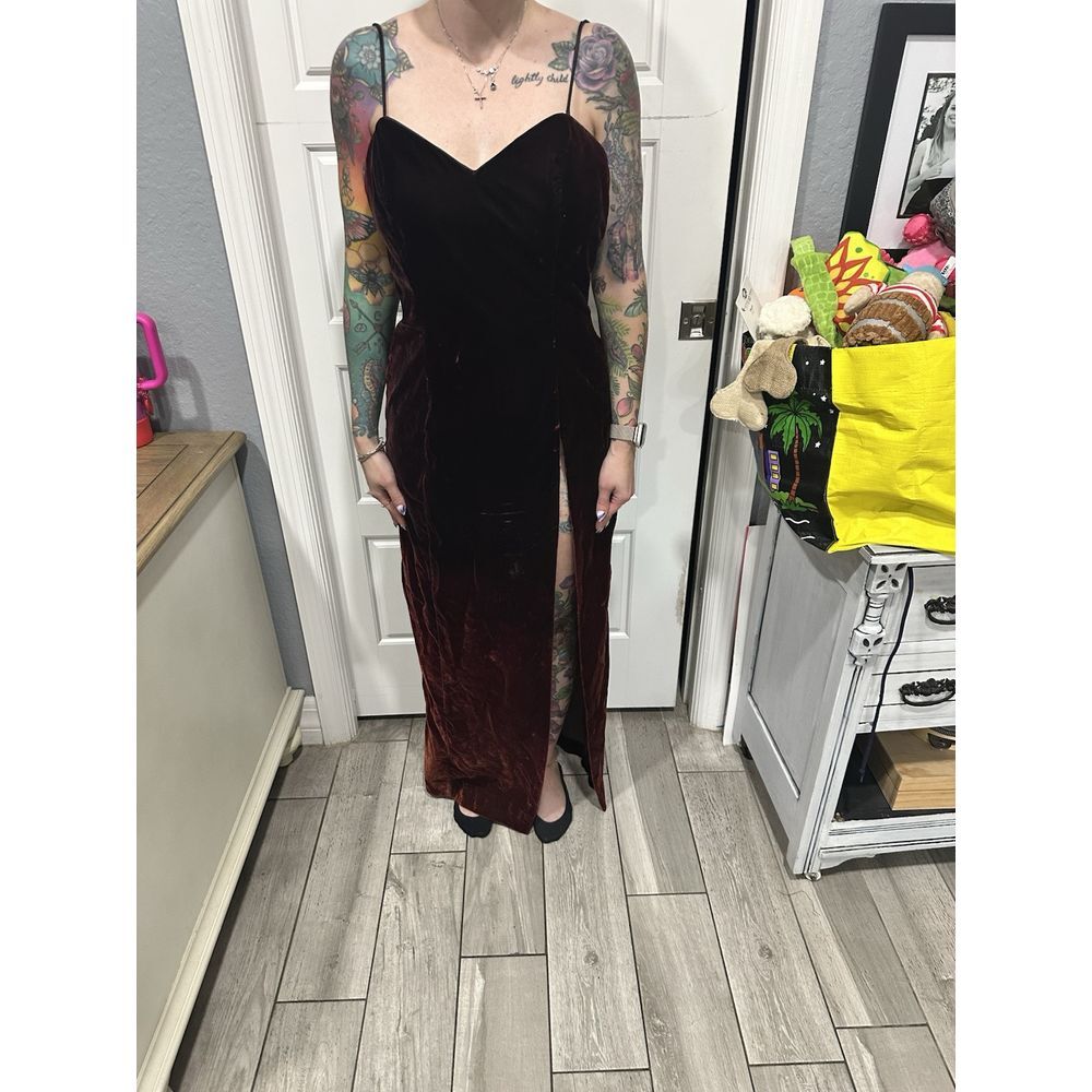 VTG LA Glo Velvet High‎ Slit Maroon Dress Size 2 Goth